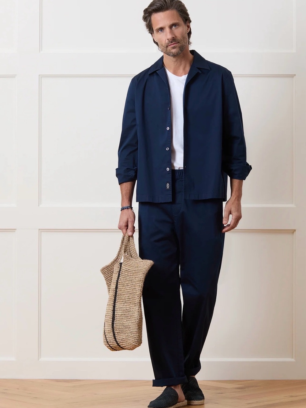 NWT Todd Snyder Relaxed Poplin Leisure Pant in Navy - Size Medium (pull-on)